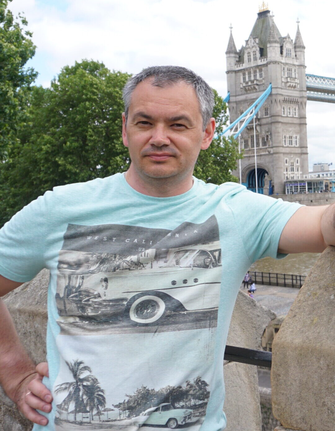 Евгений Петров